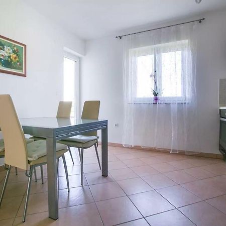 Apartment Vitalia 2+2 Πόρετς Εξωτερικό φωτογραφία