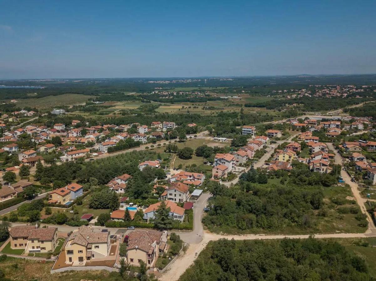 Apartment Vitalia 2+2 Πόρετς Εξωτερικό φωτογραφία