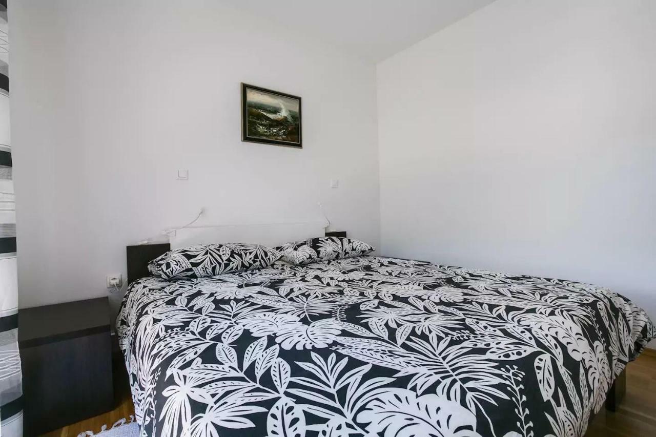 Apartment Vitalia 2+2 Πόρετς Εξωτερικό φωτογραφία